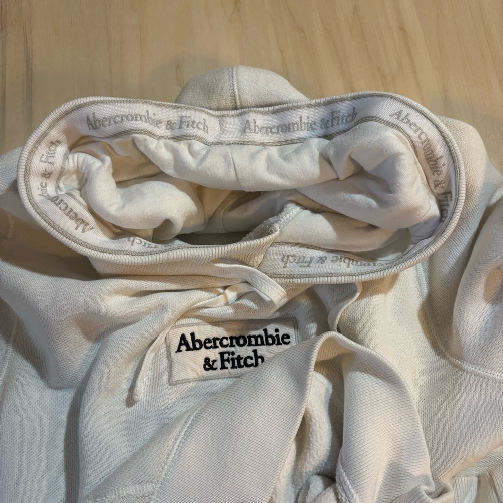 Abercrombie & Fitch Ivory Hoodie with Logo - Picture 5 of 8